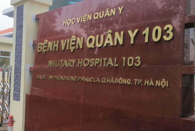 Một bác sĩ rơi từ tầng 12 của Bệnh viện Quân y 103 xuống đất tử vong: Ngày 23/6, Cơ quan điều tra Bộ quốc phòng cho biết, khoảng 19h ngày 22/6, một nam bác sĩ rơi từ tầng 12 tòa nhà trong khuôn viên Bệnh viện Quân y 103 xuống đất tử vong. Hiện danh tính nạn nhân và nguyên nhân vụ việc đang được Cơ quan điều tra, Bộ Quốc phòng thụ lý làm rõ.
