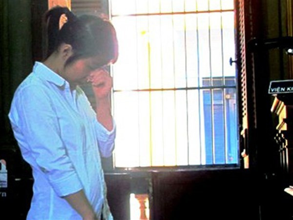 Ngày 30/11/2012, Tòa phúc thẩm Tòa án nhân dân tối cao tại TPHCM đã bác kháng cáo xin giảm án của bị cáo, tuyên y án chung thân đối với Nguyễn Thị Ái Thương (SN 1992) về tội giết người.