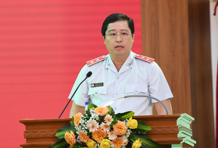Phát biểu nhận nhiệm vụ, tân Phó Tổng Thanh tra Chính phủ Dương Quốc Huy gửi lời cám ơn tới Ban Bí thư, Chính phủ và Thủ tướng Chính phủ đã tin tưởng giao nhiệm vụ mới cho mình. Ông Huy cũng gửi lời cám ơn Ban cán sự đảng, lãnh đạo Thanh tra Chính phủ qua các thời kỳ đã luôn quan tâm, dìu dắt, bồi dưỡng, tin tưởng giao nhiệm vụ và tạo điều kiện cho cá nhân mình hoàn thành tốt nhiệm vụ trong quá trình gần 15 năm công tác trong ngành thanh tra.