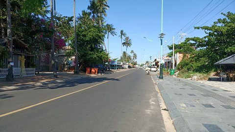 Mâu thuẫn trong quán bar khiến 3 người thương vong: Rạng sáng 25/4, hai nhóm thanh niên chơi trong quán bar ở TP.Phan Thiết, Bình Thuận thì xảy ra mâu thuẫn nên kéo nhau ra ngoài đường ẩu đả. Vụ hỗn chiến làm Nguyễn Đình Đồng (20 tuổi, ở TP. Phan Thiết) tử vong tại chỗ, Huỳnh Văn Minh và Võ Minh Hiệp (cùng 17 tuổi, ở xã Thiện Nghiệp) bị thương nặng.