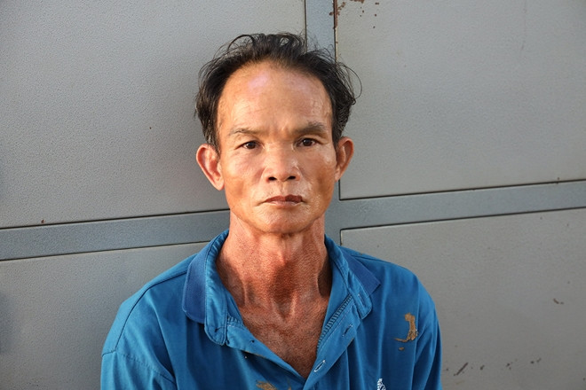 Người đàn ông dâm ô với cháu gái gần nhà: Trần Minh Chánh (SN 1968, ở Tây Ninh) sống gần nhà với gia đình nạn nhân. Lợi dụng việc cha ruột N.T.Q.N (SN 2011, cháu họ Chánh) thường xuyên đi làm vắng nhà, nạn nhân ở nhà một mình, không có người chăm sóc, trông coi nên Chánh đã nhiều lần xâm hại tình dục cháu N. Ngày 14/5, Chánh bị Công an Tây Ninh bắt khẩn cấp.