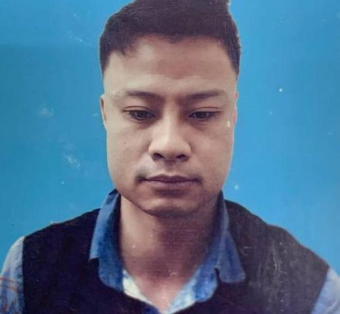 Bắt đối tượng truy nã chiếm đoạt 107 triệu đồng của bạn gái: Lợi dụng mối quan hệ tình cảm, Vũ Xuân Giảng (SN 1987; trú huyện Xuân Trường, tỉnh Nam Định) đã sử dụng điện thoại, thẻ ngân hàng của bạn gái để liên kết vào ứng dụng Viettel Pay và rút tiền tiêu xài khoảng 107 triệu đồng. Sau khi thực hiện hành vi, đối tượng đã bỏ trốn khỏi nơi cư trú. Bằng các biện pháp nghiệp vụ, ngày 2/7, Giảng bị Công an quận Hai Bà Trưng, Hà Nội bắt tạm giam để điều tra.