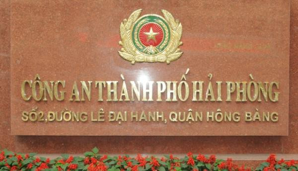 Chị H vốn là một cô gái xinh xắn và ngoan ngoãn nên được nhiều thanh niên trong vùng "để ý". Qua sàng lọc, Công an Hải Phòng xác định có 2 thanh niên thường xuyên trêu nạn nhân H vào đêm khuya và đêm 28, rạng sáng 29/6 hai thanh niên này có xuất hiện trước cửa nhà ông T. (Ảnh minh họa)