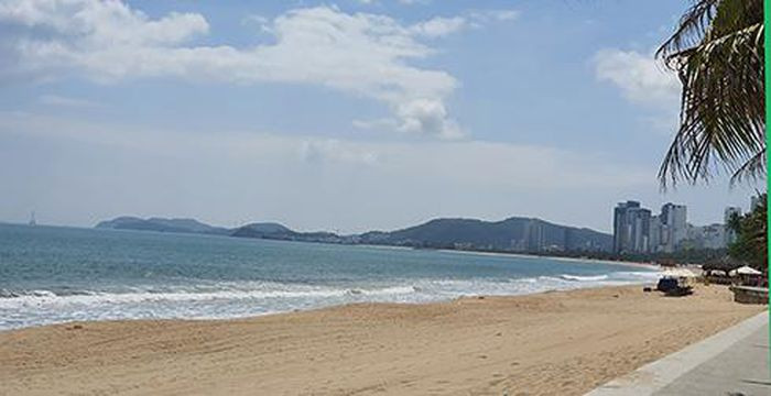 Phát hiện một thi thể nam thanh niên trôi dạt trên biển: Sáng 18/2, trong lúc tập thể dục trên bãi biển Nha Trang thuộc phường Lộc Thọ, TP Nha Trang, tỉnh Khánh Hoà người dân địa phương phát hiện một thi thể nam thanh niên trôi dạt. Nam thanh niên (khoảng 30 tuổi, mặc quần đùi, trên vai trái có một hình xăm). Hiện chưa có người nhà nạn nhân đến nhận dạng thi thể.