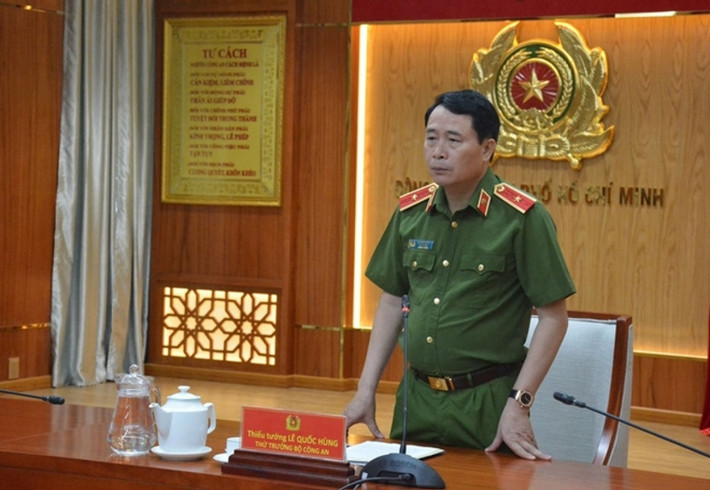 Từ ngày 1/3/2022, Trung tướng Lê Quốc Hùng giao cương vị Thủ trưởng Cơ quan quản lý thi hành án hình sự và Cơ quan quản lý tạm giữ, tạm giam cho Thiếu tướng Nguyễn Văn Long - Thứ trưởng Bộ Công an.