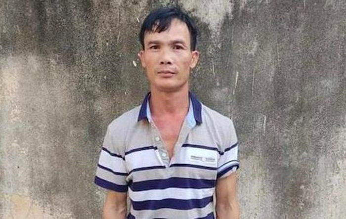 Mâu thuẫn, chồng dùng hung khí đâm vợ trọng thương: Xuất phát từ việc mâu thuẫn phân chia tài sản, Đinh Văn Thọ (SN 1976, trú xã Lê Lợi, TP Chí Linh, Hải Dương) đã dùng hung khí đâm vợ là chị chị N.T.H (SN 1981) trọng thương sau đó đến cơ quan Công an đầu thú. Ngày 12/10, Công an thành phố Chí Linh cho biết đã khởi tố vụ án về tội "Giết người" đối với Thọ.