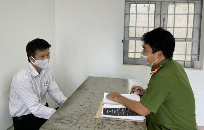 Bắt Giám đốc Trung tâm viễn thông huyện: Ngày 10/8, Công an huyện Đắk Mil, tỉnh Đắk Nông đã khởi tố bị can bắt tạm giam đối với Nguyễn Thanh Tùng (45 tuổi, trú huyện Đắk Mil) để điều tra về hành vi "Tham ô tài sản". Tùng đã thuê người thu hồi số lượng lớn cáp đồng trên địa bàn huyện, bán lại cho các vựa phế liệu chiếm đoạt hàng trăm triệu đồng.