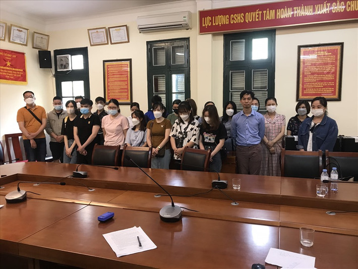 Để mở rộng thị trường, Li chọn Yang làm người thành lập công ty, tuyển chọn đội ngũ nhân viên vận hành hệ thống ứng dụng cho vay tại Việt Nam bao gồm các bộ phận hành chính, nhân sự; tài chính, kế toán; thẩm định cho vay; thu hồi nợ và phát triển thị trường.
