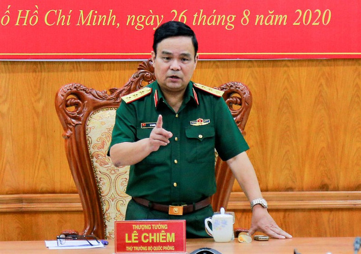 Thượng tướng Lê Chiêm sinh ngày 1/1/1958; quê xã Quế Xuân, huyện Quế Sơn, tỉnh Quảng Nam.