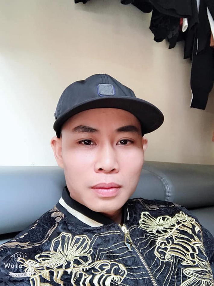 Qua xác minh sơ bộ, cách đó ít phút, anh Nguyễn Tiến Tùng (SN 1988), trú tổ 21 phường Phan Đình Phùng, TP Thái Nguyên điều khiển xe máy Honda AirBlade màu đen mang BKS 20B1 - 683.41 chở theo chị Trần Thị Trang (SN 1987), trú tổ 19 phường Quán Triều, TP Thái Nguyên (là vợ đã ly hôn của anh Tùng).