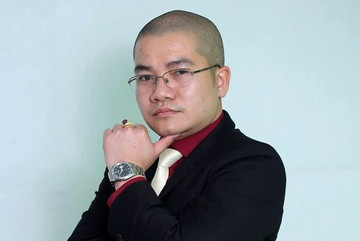 Đề nghị truy tố Nguyễn Thái Luyện và 22 đồng phạm: Ngày 1/4, Công an TP.HCM đã hoàn tất kết luận điều tra bổ sung, chuyển VKSND cùng cấp đề nghị truy tố Nguyễn Thái Luyện (Chủ tịch Tập đoàn địa ốc Alibaba) cùng 22 đồng phạm về tội Lừa đảo chiếm đoạt tài sản và Rửa tiền. Luyện và đồng phạm đã tự vẽ các dự án không có thật.... để lừa đảo khách hàng.