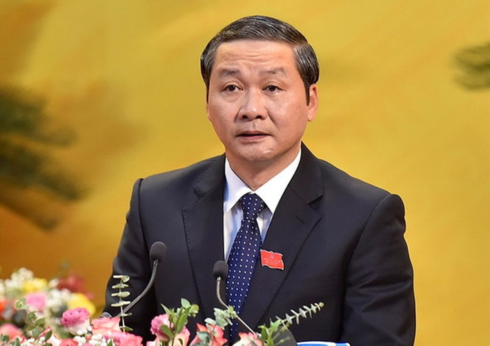 Ông Đỗ Minh Tuấn, Phó Bí thư Tỉnh ủy, Chủ tịch UBND tỉnh Thanh Hóa nhiệm kỳ 2021-2026. Ông Tuấn sinh năm 1972, quê ở Thanh Hóa. Trình độ lý luận chính trị: Cử nhân. Trình độ chuyên môn: Tiến sĩ Kinh tế.