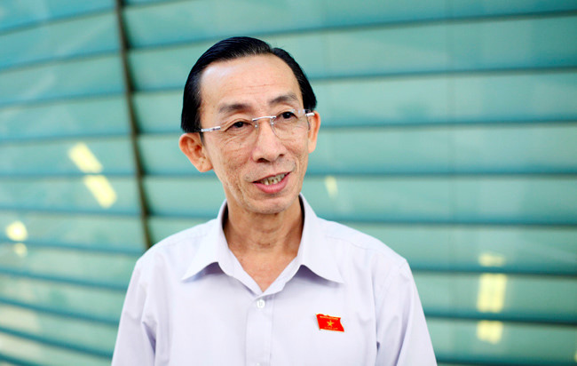 Từ tháng 11/1985 – 10/1992: Giảng viên Trường Đại học Kinh tế TP HCM. Từ tháng 10/1992 – 6/2008: Giảng viên, Phó Chủ nhiệm, Chủ nhiệm bộ môn Tài chính-Tín dụng; Phó Trưởng khoa, Trưởng khoa Ngân hàng, Trường Đại học Kinh tế TP HCM. Từ tháng 6/2008 – 2/2015: Nhà giáo ưu tú, Phó Bí thư Đảng ủy, Phó Hiệu trưởng Trường Đại học Kinh tế TP HCM.