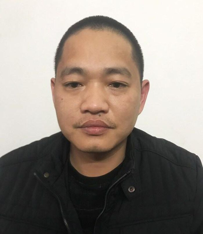 Giang hồ Trưởng 'hàng' ở Hải Dương bị truy tố: Ngày 16/7, Viện KSND TP Hải Dương hoàn tất cáo trạng truy tố Hoàng Văn Trưởng (tức Trưởng 'hàng') cùng 9 người khác về tội "gây rối trật tự công cộng" xảy ra tại Trường mầm non tư thục Quốc tế số 1 (TP Hải Dương) vào cuối tháng 11/2020.