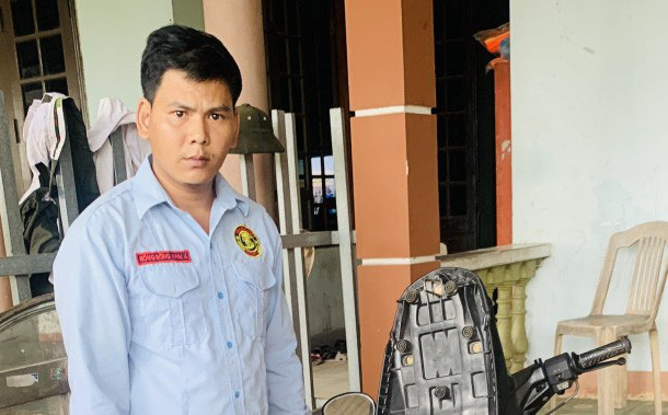"Sugar daddy" tống tiền "sugar baby" bằng ảnh nóng: Tạo vỏ bọc là doanh nhân giàu, Trần Thanh Tuấn (31 tuổi, ở Quảng Trị) tạo được lòng tin với chị L.T.V. (35 tuổi ở Hà Nội). rồi rủ rê trao đổi clip có nội dung nhạy cảm. Sau đó, Tuấn cắt ghép clip có hình ảnh chị V. rồi dùng video đó buộc chị V. phải chuyển cho Tuấn 20 triệu đồng. Ngày 23/4, Công an tỉnh Quảng Trị cho biết đang tạm giữ Tuấn để điều tra.