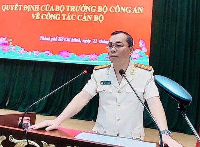 Trước khi được bổ nhiệm làm Phó Giám đốc Công an TP HCM, Đại tá Lê Quang Đạo từng đảm nhiệm các chức vụ Trưởng Phòng An ninh nội địa, rồi Trưởng Phòng Tham mưu Công an TP HCM.