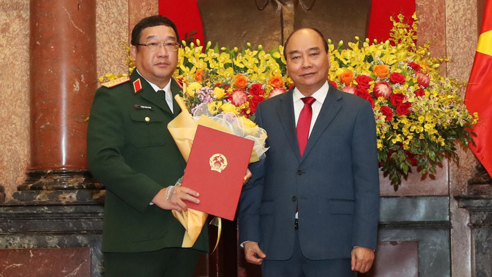 Ngày 22/11, tại Phủ Chủ tịch, Chủ tịch nước Nguyễn Xuân Phúc, Chủ tịch Hội đồng Quốc phòng và An ninh, Thống lĩnh các lực lượng vũ trang nhân dân, trao Quyết định thăng quân hàm trước thời hạn từ Phó Đô đốc Hải quân lên Thượng tướng cho ông Phạm Hoài Nam, Ủy viên Trung ương Đảng, Ủy viên Quân ủy Trung ương, Thứ trưởng Bộ Quốc phòng.