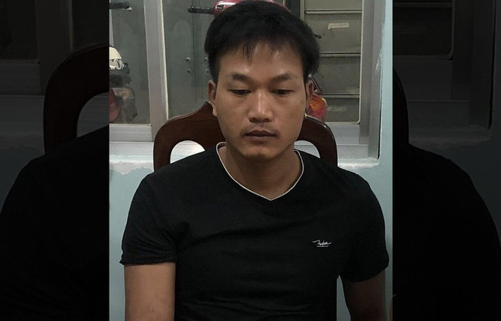 Trốn truy nã ở Quảng Nam vào Vũng Tàu làm công nhân: Ngày 14/6, Công an tỉnh Quảng Nam cho biết, sau tám năm trốn lệnh truy nã về tội cố ý gây thương tích, Ngô Quang Hữu (29 tuổi, ngụ huyện Duy Xuyên, Quảng Nam) bị bắt khi đang làm công nhân cho một công ty ở phường Thắng Nhất, TP Vũng Tàu (Bà Rịa – Vũng Tàu.