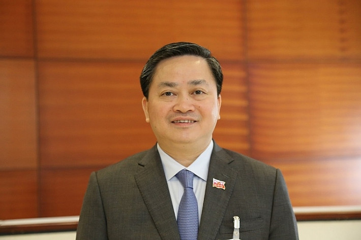 Ông Lê Đức Thọ, Uỷ viên Trung ương Đảng, Chủ tịch HĐQT Ngân hàng TMCP Công Thương Việt Nam (Vietinbank), giữ chức Bí thư Tỉnh ủy Bến Tre.