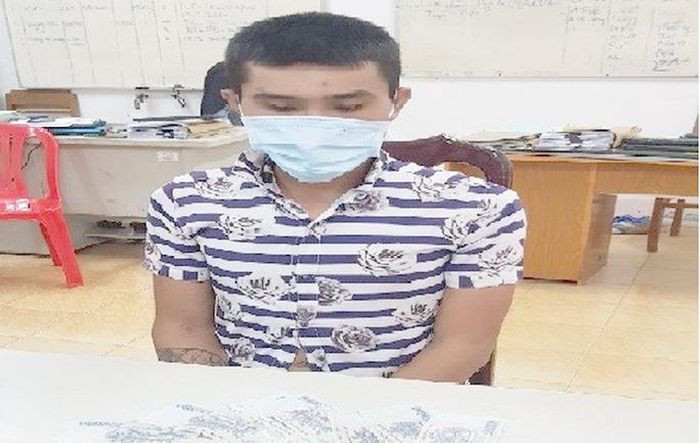Kẻ trộm dùng kim tiêm cố thủ trong nhà: Khi bị vây bắt, Ngô Thanh Huy (SN 1994, thị xã Tân Châu, An Giang) đã dùng kim tiêm cố thủ trong nhà đe dọa sẽ tấn công lực lượng công an. Tuy nhiên, Huy đã bị Công an khống chế, bắt giữ và thu hồi được 11 triệu đồng trả lại cho bị hại. Ngày 17/7, Huy bị CA thị xã Tân Châu bắt tạm giam.
