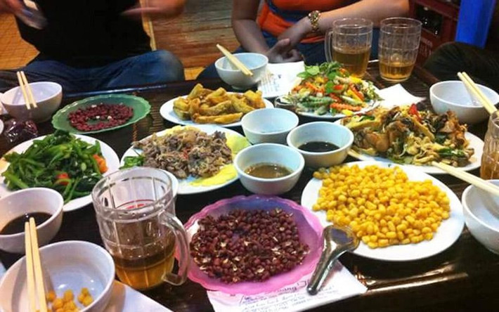 Vào khoảng 19h ngày 25/4/2022, tại quán ăn nhà anh N.T.L. ở xã Thụy Trường (huyện Thái Thụy), Cường 'quắt' cùng Hoàng Gia Vương (sinh năm 2002, trú tại xã Thiên Hương, Thủy Nguyên, Hải Phòng) và một số người khác ngồi uống rượu. Trong quá trình ăn uống, Vương và Nguyễn Thành Công xảy ra mâu thuẫn, dẫn đến Cường, Vương xô xát với nhóm của Công, gây mất an ninh trật tự. Vương bị thương, phải cấp cứu ở Bệnh viện Việt Đức (Hà Nội). (Ảnh minh họa, nguồn Internet)