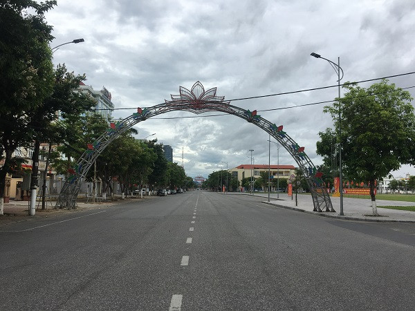 Hơn 100.000 người thuộc 14 xã, phường của TP Hà Tĩnh sẽ thực hiện cách ly xã hội theo Chỉ thị 16 để phòng chống dịch COVID-19. (Ảnh: ANTT)