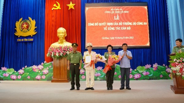 Ngày 10/8, Công an tỉnh Cà Mau tổ chức triển khai Quyết định của Bộ trưởng Bộ Công an về công tác điều động, bổ nhiệm cán bộ.