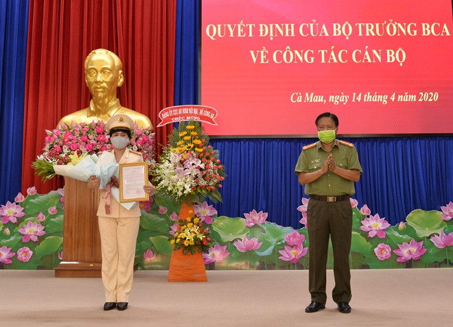 Tháng 4/2020, bà được điều động, bổ nhiệm giữ chức Phó Giám đốc Công an tỉnh Cà Mau và là nữ Phó Giám đốc Công an đầu tiên của tỉnh này.