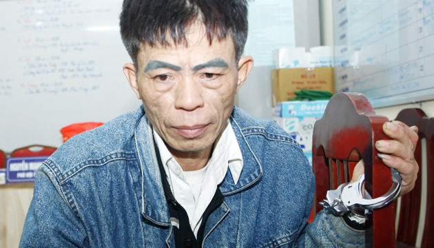 Với hành vi Giết người, Cướp tài sản, cuối tháng 12-2014, Sơn bị TAND Hải Phòng tuyên phạt tù chung thân; hai đồng phạm nhận từ 13 năm đến 20 năm tù với cùng tội danh. Trung uý công an thoát chết, song thương tổn 65% sức khỏe.