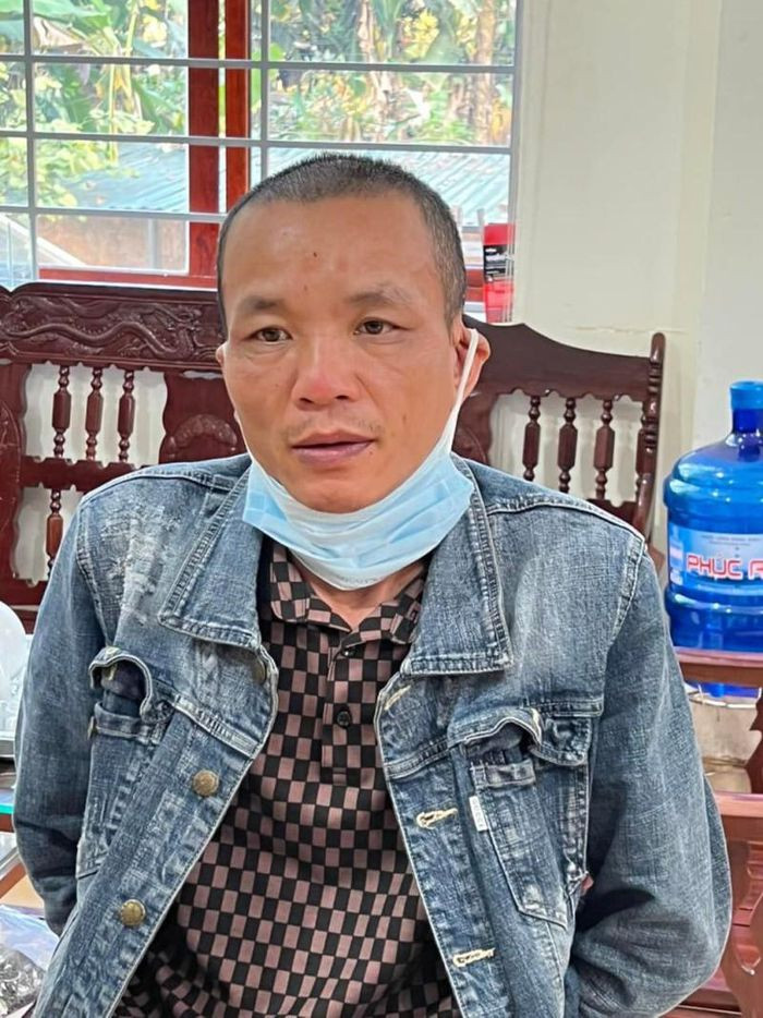 Giết người chỉ vì món nợ 2 triệu đồng: Do chưa đòi được tiền nợ 2 triệu đồng nên Lý Văn Thành (45 tuổi, trú xã Phương Khoan, huyện Sông Lô, Vĩnh Phúc) bực tức rồi dùng dao mang theo đâm con nợ là anh Đ.V.H (trú cùng địa phương) khiến nạn nhân tử vong. Ngày 7/3, Công an tỉnh Vĩnh Phúc cho biết đang tạm giữ Thành để điều tra, làm rõ.