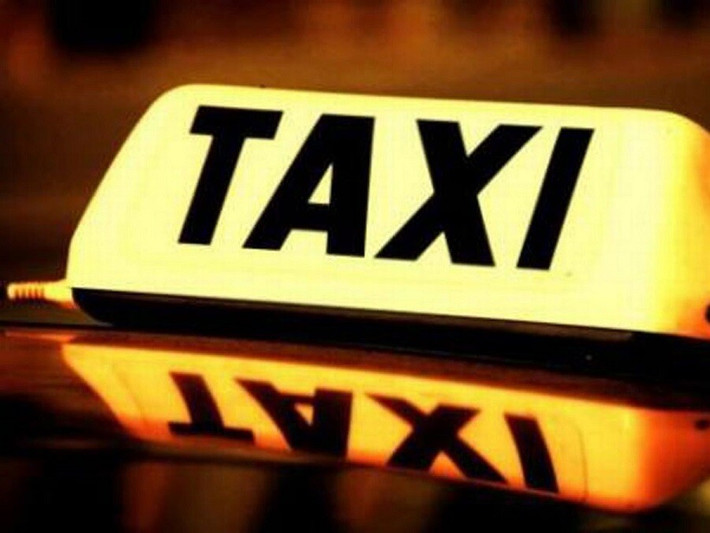 Lái taxi là nghề nguy hiểm khi gần đây xảy ra nhiều vụ án mạng giết tài xế để cướp xe. Cái chết oan khuất của tài xế taxi ở Hòa Bình xảy ra ngày 4/9/2018 mà TT&CS giới thiệu dưới đây là một bài học cảnh giác. Qua câu chuyện này, mong rằng độc giả sẽ rút ra cho mình những bài học kinh nghiệm để giữ an toàn cho bản thân khi phải ra đường lúc đêm khuya. (Ảnh minh họa- Nguồn: Internet)