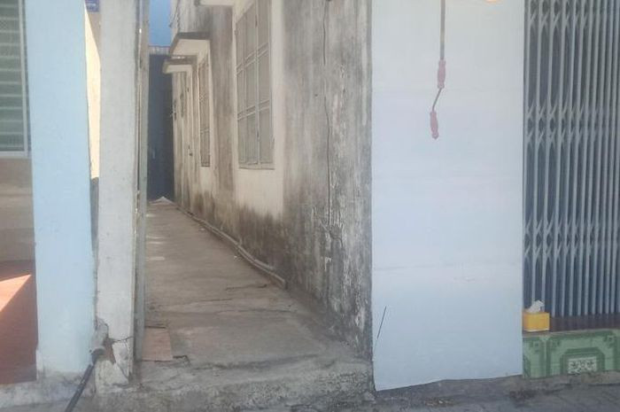 Nam thanh niên treo cổ tử vong: Sáng 24/6, người dân bất ngờ phát hiện một nam thanh niên tử vong trong tư thế treo cổ trong phòng trọ tại đường Lý Thường Kiệt (phường An Mỹ, TP Tam Kỳ, tỉnh Quảng Nam). Nạn nhân được xác định là anh Đinh Hồng Vinh (SN 2003; quê ở xã Tiên Cảnh, huyện Tiên Phước, tỉnh Quảng Nam).