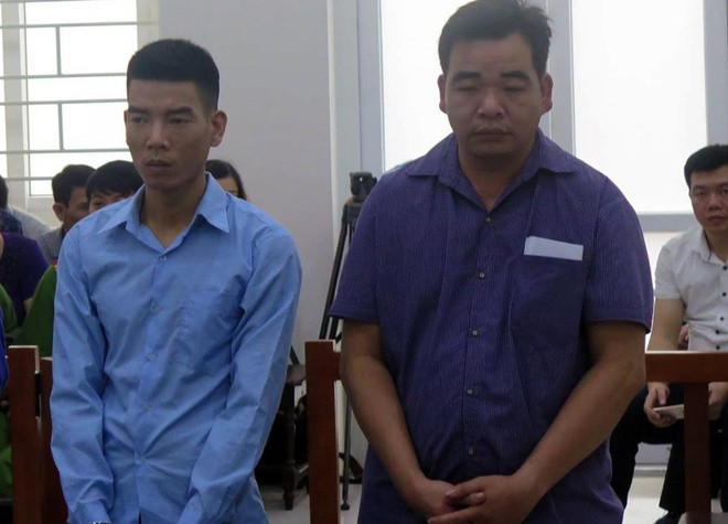 Theo bản án, nghe Sơn đặt vấn đề có người muốn làm hồ sơ bệnh án tâm thần, ông Phong đã đồng ý và ra giá 85 triệu đồng. Sau khi Tùng đến bệnh viện làm thủ tục khám đầu vào, ông Phong lập hồ sơ bệnh án nội trú, tự viết thông tin vào trang đầu tiên của bệnh án.