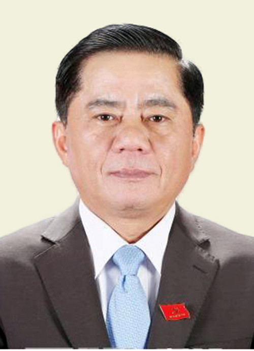 Ông Trần Cẩm Tú - Ủy viên Bộ Chính trị, Bí thư Trung ương Đảng, Chủ nhiệm Ủy ban Kiểm tra Trung ương.