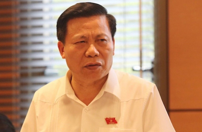 Ông Nguyễn Nhân Chiến bị bắt trong quá trình Cơ quan điều tra mở rộng điều tra vụ án hình sự "Vi phạm quy định về đấu thầu gây hậu quả nghiêm trọng" xảy ra tại Ban quản lý dự án công trình xây dựng y tế thuộc Sở Y tế Bắc Ninh, Công ty cổ phần Tiến bộ quốc tế (Công ty AIC) và các đơn vị liên quan.
