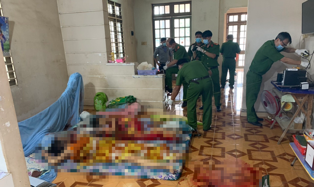 Nghi án chồng sát hại vợ con rồi tự tử bất thành: Sáng 26/5, Công an huyện Tân Châu (Tây Ninh) nhận được tin báo từ Công an xã Tân Phú xảy ra nghi án giết người tại xã Tân Phú. Nạn nhân được xác định là hai mẹ con chị D.T.T. (39 tuổi) và con gái là cháu N.T.T.N. (8 tuổi, cùng xã Tân Phú). Người bị thương được đưa đi cấp cứu là ông H. (39 tuổi), chồng của chị T. Theo người dân địa phương, thời gian gần đây cả hai hay mâu thuẫn, cãi vã về chuyện tiền bạc.