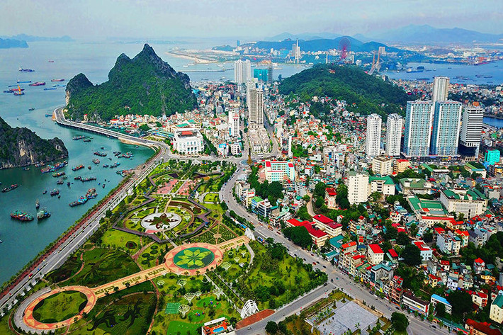 Dưới sự chỉ đạo của Giám đốc Công an thành phố và lãnh đạo Công an huyện, từ những nhận định và công tác điều tra, tổ công tác gồm 12 CBCS của Công an huyện Phú Xuyên đã phối hợp với các đơn vị nghiệp vụ Công an TP Hà Nội, triển khai các tổ công tác theo các mũi trinh sát khác nhau đã có thông tin Đức đang lẩn trốn tại Quảng Ninh. (Ảnh minh hoạ)