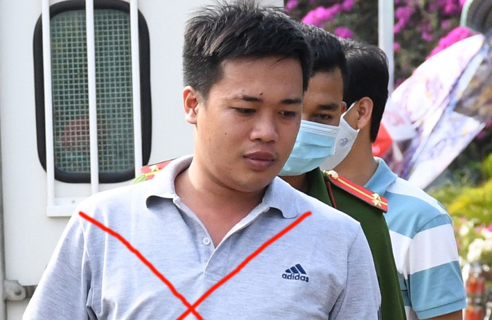  Nam thanh niên sàm sỡ dâm ô 6 nữ sinh: Từ đầu năm đến nay, nhiều nữ sinh đi trên quốc lộ 53 đoạn qua xã Phước Hảo (huyện Châu Thành, tỉnh Trà Vinh) bị Nguyễn Thiện Toàn (22 tuổi, ở Trà Vinh) bám theo, sau đó giở trò sàm sỡ và đụng chạm vào vùng kín. Ngày 3/4, Toàn đang giở trò với nữ sinh 15 tuổi thì bị bắt. Toàn thừa nhận đã dâm ô 6 nữ sinh. 