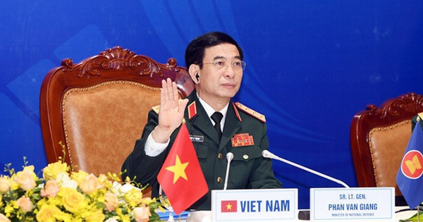 Từ tháng 4/2016, ông được bổ nhiệm Thứ trưởng Bộ Quốc phòng. Một tháng sau đó, ông nhận nhiệm vụ Tổng Tham mưu trưởng Quân đội nhân dân Việt Nam, Thứ trưởng Bộ Quốc phòng. Tháng 4/2021, ông được Quốc hội phê chuẩn bổ nhiệm làm Bộ trưởng Quốc phòng.