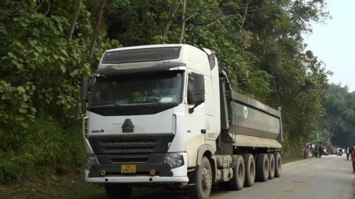 Học sinh lớp 6 tử vong thương tâm sau va chạm: Khoảng 11h50 ngày 9/12 tại xã Phú Nhuận, huyện Bảo Thắng, tỉnh Lào Cai xảy ra vụ tai nạn giao thông giữa ô tô đầu kéo và xe đạp do cháu Nguyễn Văn K. (SN 2010, trú tại địa phương - là học sinh Trường THCS số 1 xã Phú Nhuận). Hậu quả cháu Nguyễn Văn K. tử vong tại chỗ.