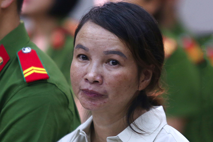 Ba bị cáo còn lại là Vì Văn Toán (chủ mưu vụ sát hại Cao Mỹ Duyên), Bùi Văn Công (46 tuổi, quê Điện Biên) và Lường Văn Hùng không kháng cáo nhưng được triệu tập để tham gia tố tụng. Ngoài ra, HĐXX triệu tập chị Cao Thảo Loan (con gái bà Hiền) và 3 người khác với tư cách người có quyền, nghĩa vụ liên quan. Tòa cũng mời phiên dịch viên tiếng Thái để hỗ trợ quá trình xét xử.