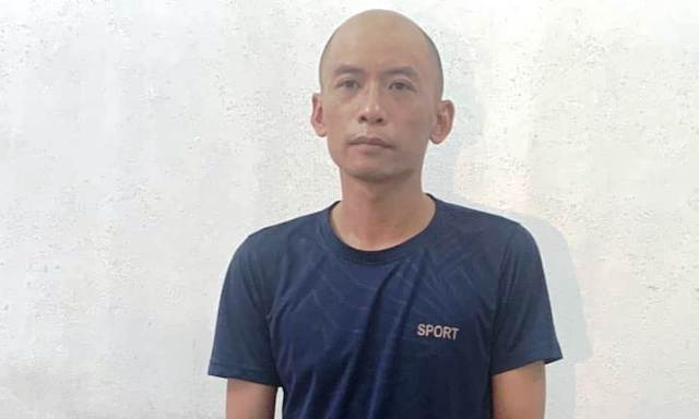 Đi xe máy từ Hà Nội về Ninh Bình để trộm cắp tài sản: Đi xe máy từ Hà Nội về Ninh Bình, lợi dụng sơ hở của nhà dân, Nguyễn Trọng Toàn (SN 1982, trú xã Đắc Sở, Hoài Đức, Hà Nội) trộm cắp 41 triệu đồng và 1 chiếc laptop ở một nhà dân tại TP Ninh Bình rồi lại về Hà Nội lẩn trốn. Ngày 18/5, Công an TP Ninh Bình cho biết vừa bắt giữ Toàn để điều tra, làm rõ.