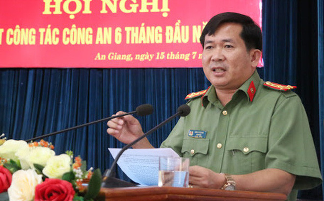 Ngoài ra, nhiều nghi can còn muốn dùng mối quan hệ quen biết để tiếp cận ông nhằm mục đích có lợi cho họ, nhưng ông đã thẳng thừng nói không với những người này để đấu tranh cương quyết với tội phạm.