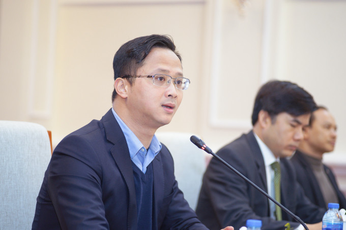 Trước khi đảm nhận các chức vụ quan trọng, ông Uông Việt Dũng cũng có gần 10 năm công tác tại Công ty Kỹ thuật máy bay, Tổng công ty Hàng không Việt Nam.