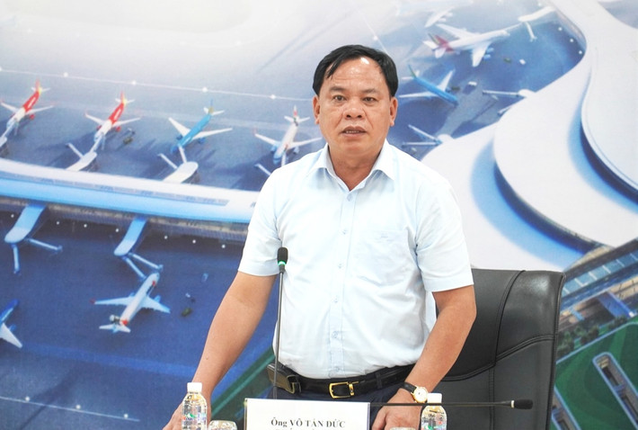 Theo đó, Thủ tướng Chính phủ đã ký quyết định giao ông Võ Tấn Đức - Phó Chủ tịch UBND tỉnh Đồng Nai - giữ quyền Chủ tịch UBND tỉnh Đồng Nai cho đến khi kiện toàn chức vụ chủ tịch UBND tỉnh nhiệm kỳ 2021-2026.