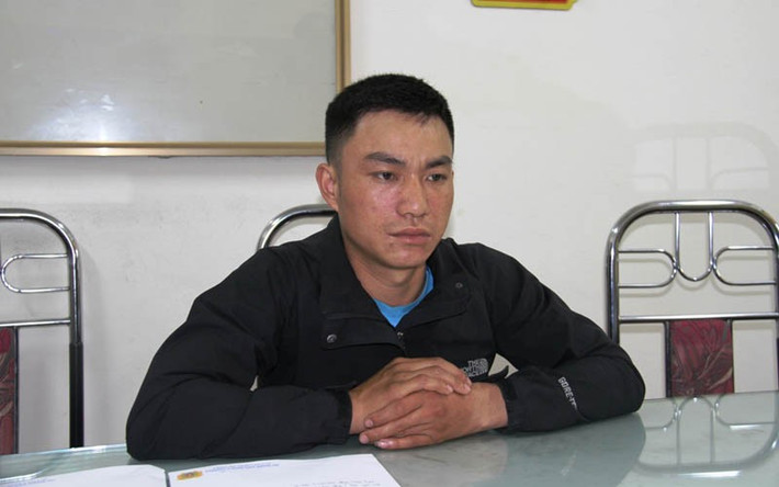Sau khi ra tù, Khé tiếp tục làm nghề khoan đá thuê tại các xã của thị xã Sa Pa và Bát Xát, nhưng số tiền kiếm được cũng không đủ cho thú vui đỏ đen của anh ta. Cũng chính vì thế, đối tượng đã nảy ý định phạm tội.