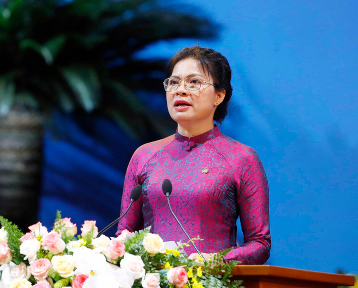 Chức vụ Đảng, chính quyền: Ủy viên Ban Chấp hành Trung ương Đảng khóa XIII, Đại biểu Quốc hội khóa XV, Bí thư Đảng đoàn, Chủ tịch Hội Liên hiệp Phụ nữ Việt Nam. Trình độ chuyên môn: Cử nhân Sư phạm ngành Ngữ văn. Trình độ lý luận chính trị: Cử nhân.