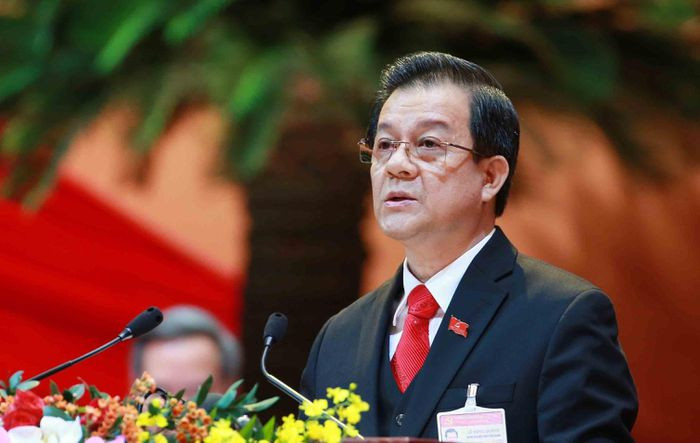 Bộ Chính trị phân công ông Lê Hồng Quang tham gia Ban Chấp hành, Ban Thường vụ Tỉnh ủy An Giang khóa XI, giữ chức vụ Bí thư Tỉnh ủy An Giang nhiệm kỳ 2020-2025 thay cho bà Võ Thị Ánh Xuân đã được Quốc hội khóa XIV, Kỳ họp thứ 11, tín nhiệm bầu giữ chức vụ Phó Chủ tịch nước.