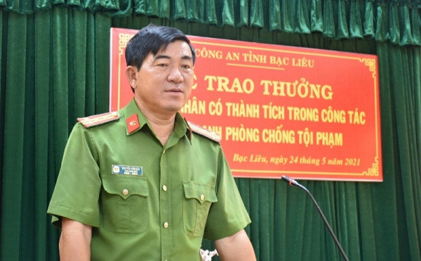 Trong suốt quá trình công tác, đại tá Nguyễn Văn Hận luôn thể hiện tinh thần gương mẫu, trách nhiệm cao với công việc, có năng lực lãnh đạo, tập hợp quần chúng, quyết liệt trong chỉ đạo, điều hành công việc; luôn hoàn thành tốt mọi nhiệm vụ được giao và được tập thể tín nhiệm.