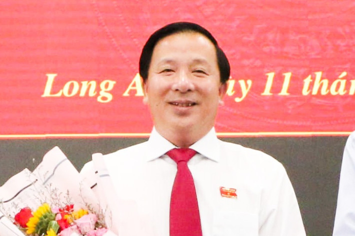 Ngày 21/6, tại Kỳ họp thứ nhất, HĐND tỉnh khóa X, nhiệm kỳ 2021-2026, các đại biểu bầu cán bộ chủ chốt của HĐND tỉnh và UBND Long An.